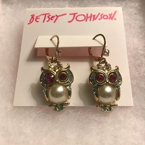 Betsey Johnson Owl Earings - NWT!